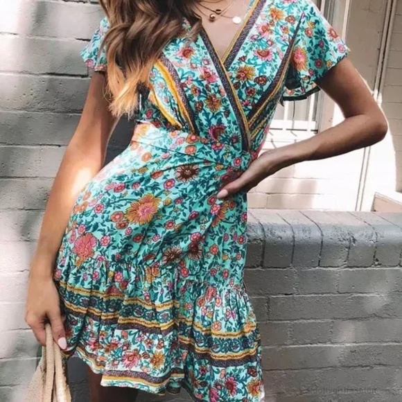 Mint Boho Floral Gypsy Short Sleeve Mini Dress - Picture 2 of 3